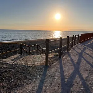 https://casa-las-toro-playa.1costadelsol.com