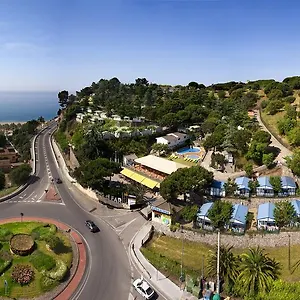 2* Camping El Far