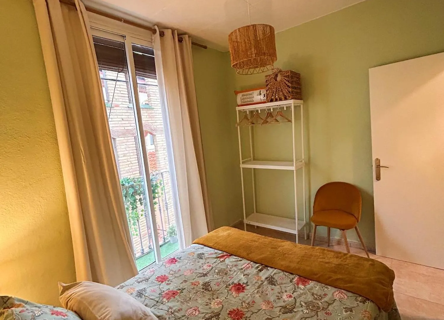 Central Market Apartment Calella