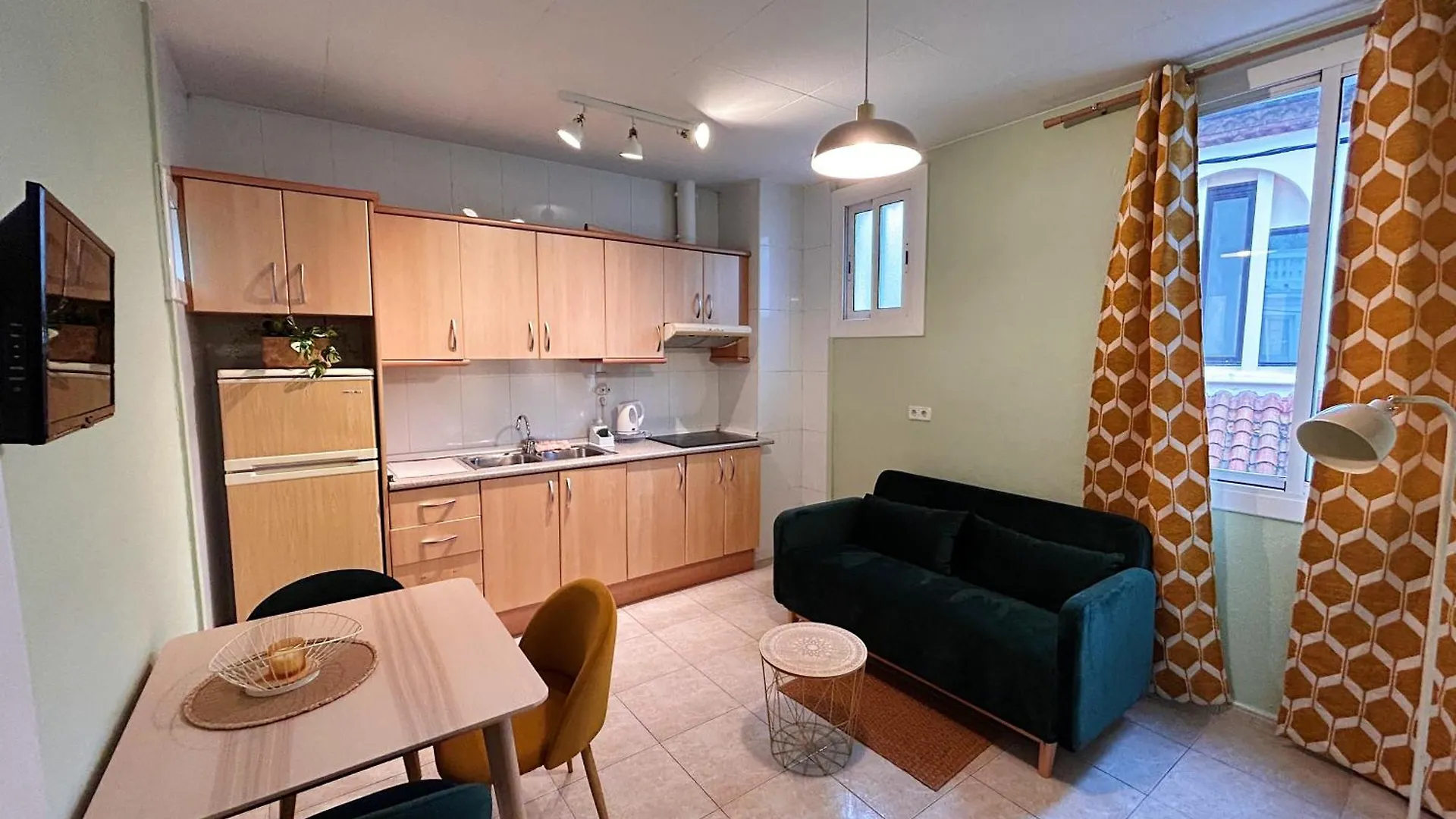 Central Market Apartment Calella